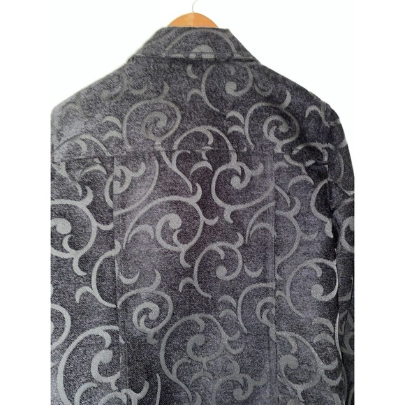 Croft & Barrow Floral Embossed Black Long Sleeve Velvet Jacket Size M Button Top - Picture 12 of 16